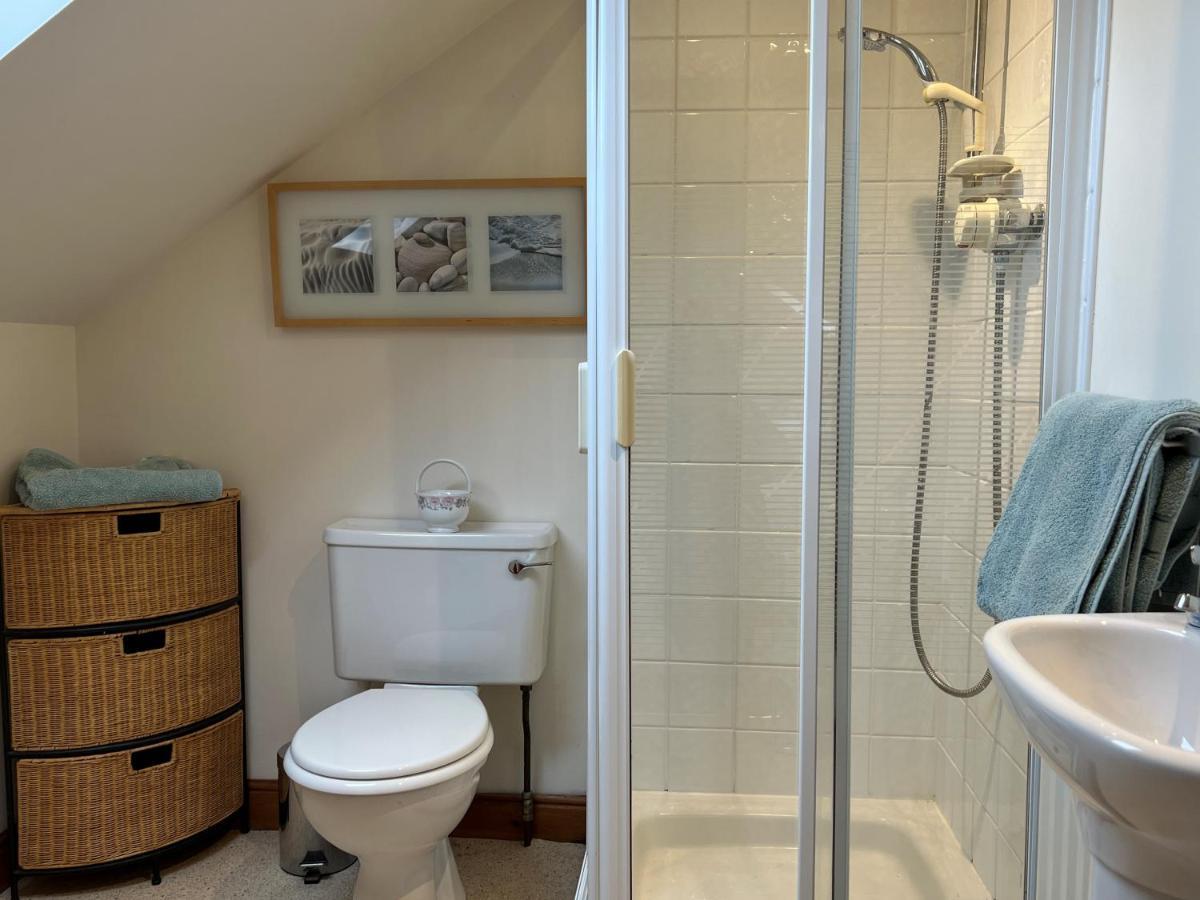 Cheerful 3 Bedroom Cottage In Central Location แอมเบิลไซด์ ภายนอก รูปภาพ